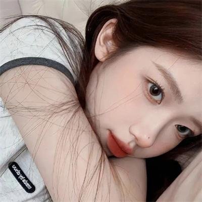 玉面桃花总相逢